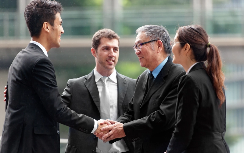 GettyImages-514320993 - Chinese culture handshake.jpg